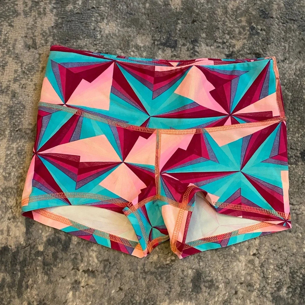 Bixby Stained-glass kaleidoscope CrossFit Shorts, SZ XS.